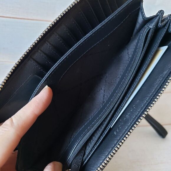 Michael Kors Color Block Signature Logo Zip Around Long Wallet Wristlet Black - Picture 14 of 16
